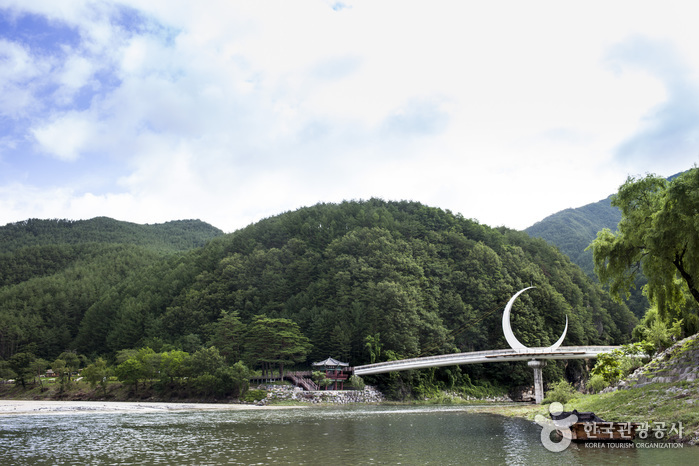 Auraji Lake (아우라지)