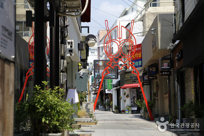 Changdong Art Village (창동예술촌)