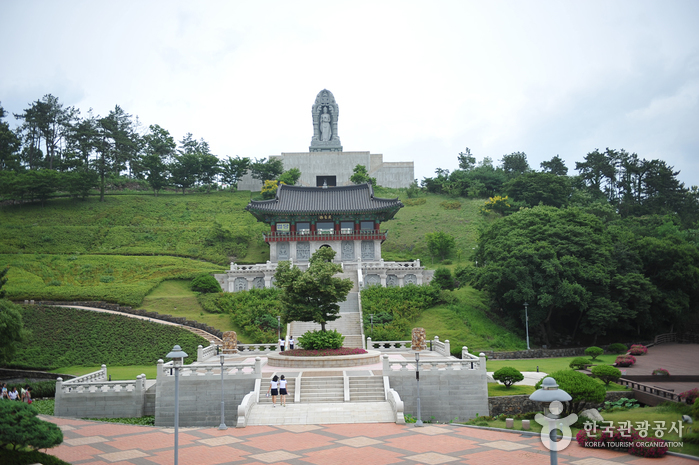 Birthplace of Baekje Buddhism (백제불교최초도래지)