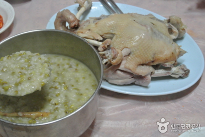 Wonjo Jangsu Tongdak (원조장수통닭) Wonjo Jangsu Tongdak (원조장수통닭)