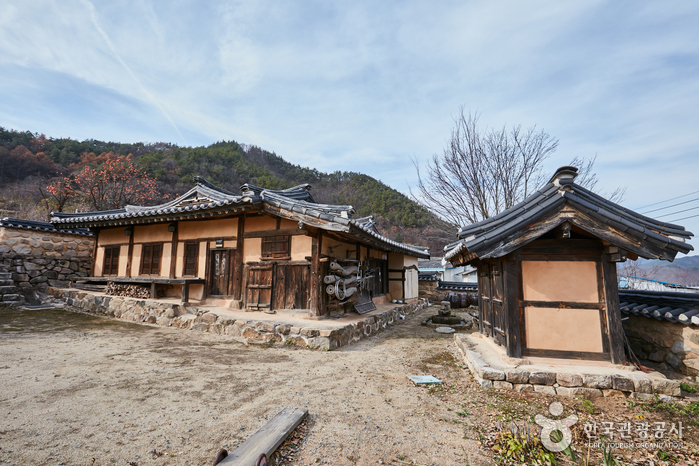 Juwangsan Mountain Seongcheondaek