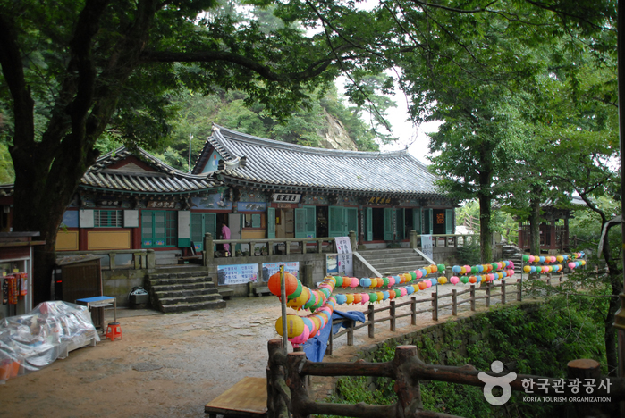 Tempel Goransa (고란사(고란약수))