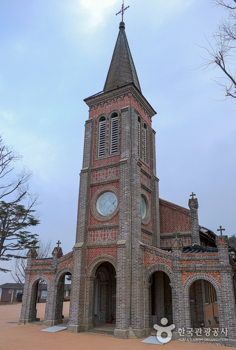 Katholische Kirche Hwasan (Nabawi) (화산천주교회(나바위 성당))