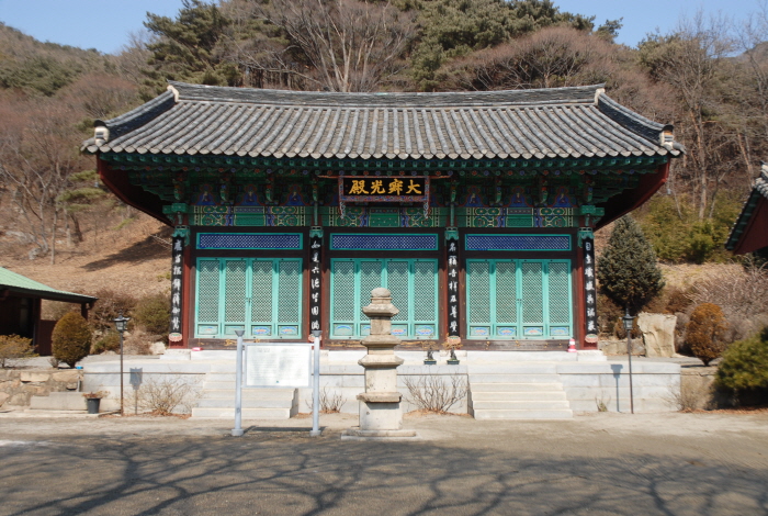 Tempel Illaksa (일락사(서산))