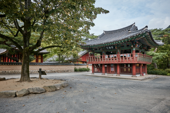 Tempel Baegyangsa (고불총림 백양사)