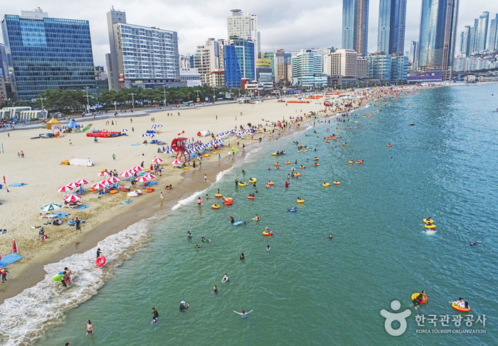 広安里海水浴場（광안리해수욕장）