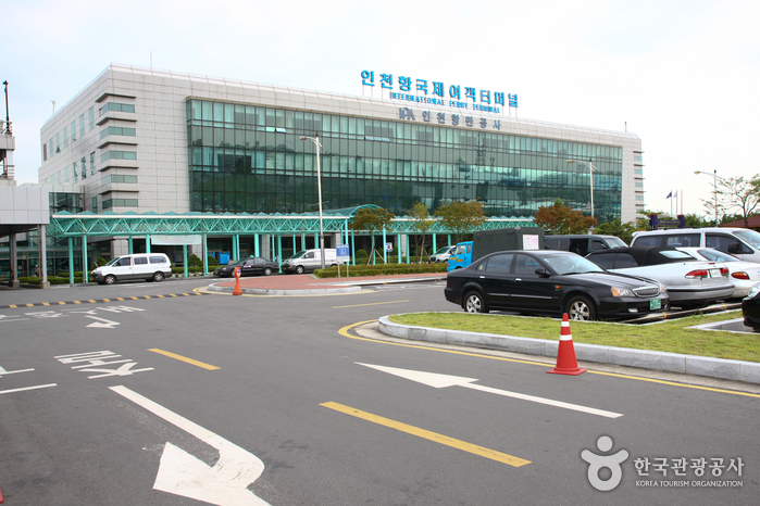 仁川港旅客ターミナル(인천항여객터미널) 仁川港旅客ターミナル(인천항여객터미널)