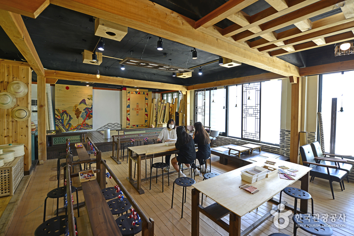 강화도령 화문석 체험장