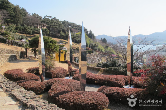 Парк скульптур Наммансан (남망산 조각공원)