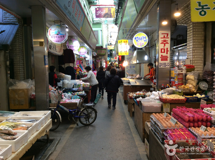 Традиционный рынок Кванмён (광명전통시장)