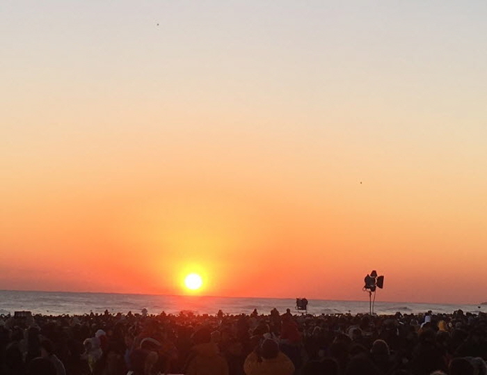 Фестиваль встречи рассвета на пляже Кёнпхо (경포해돋이축제)