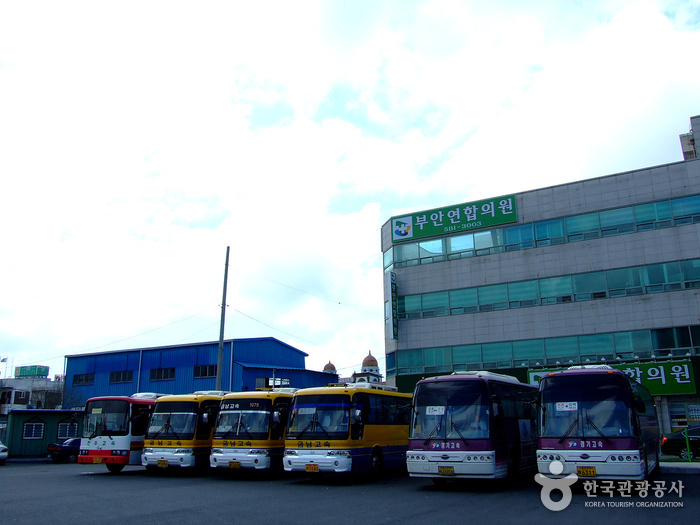 Терминал междугородних автобусов Пуан (부안시외버스터미널)