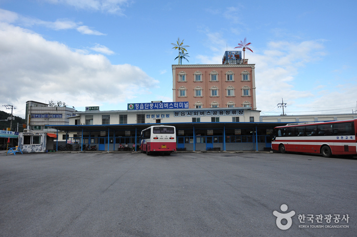 Междугородний автобусный терминал г. Чонъып (정읍시외버스공용터미널)