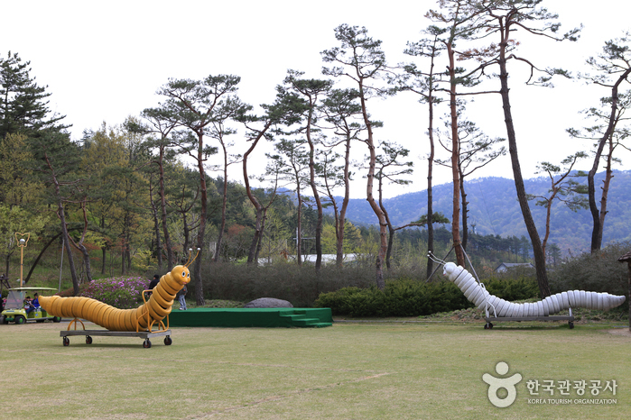 Природно-экологический парк Хампхён (함평 자연생태공원)